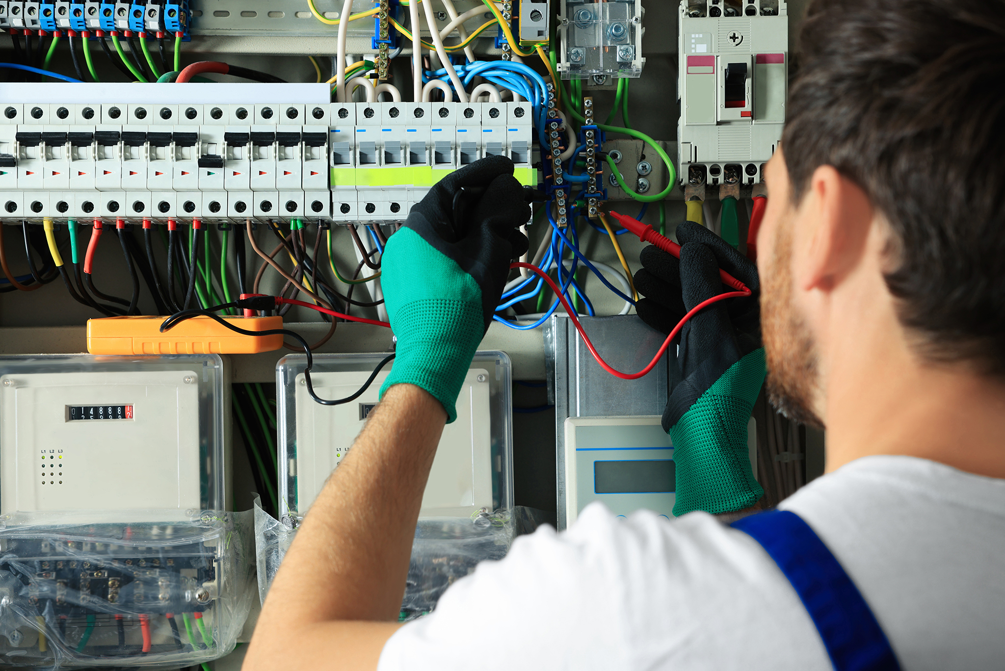 Worker Electrical
